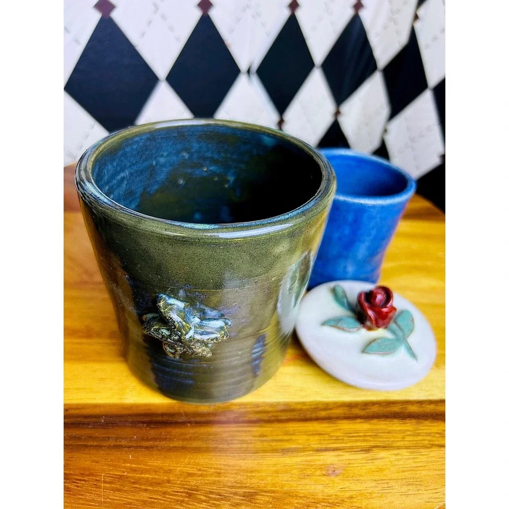 Signed Coastal Studio Pottery Green Blue Glazed Vase‎ Starfish Planter Ceramic